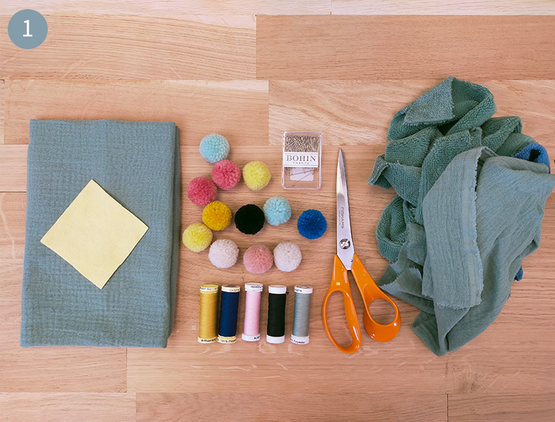 Matériel pour coudre sapin de noel en tissu