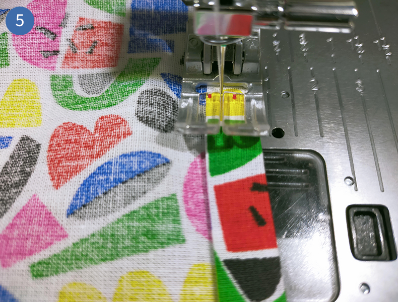 furoshiki tuto : piquer un ourlet