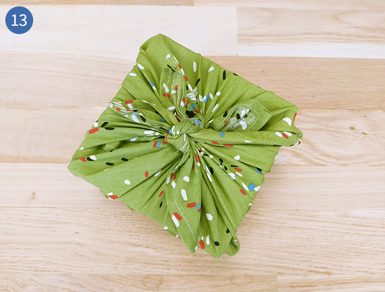 yotsu musubi furoshiki