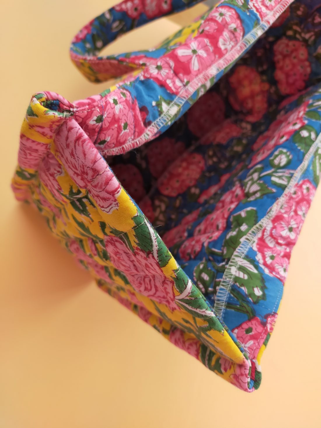 Tuto coudre un sac cabas : finition piqûres des côtés