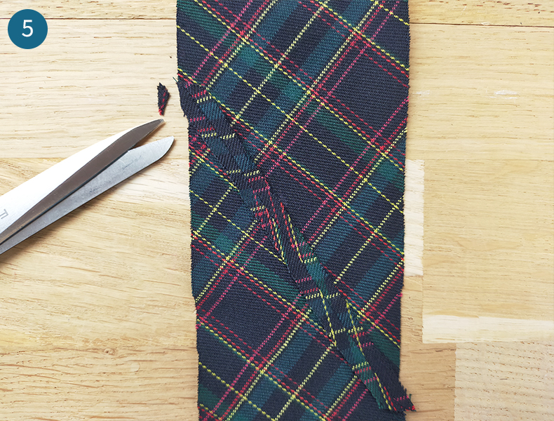 patron gratuit cravate homme