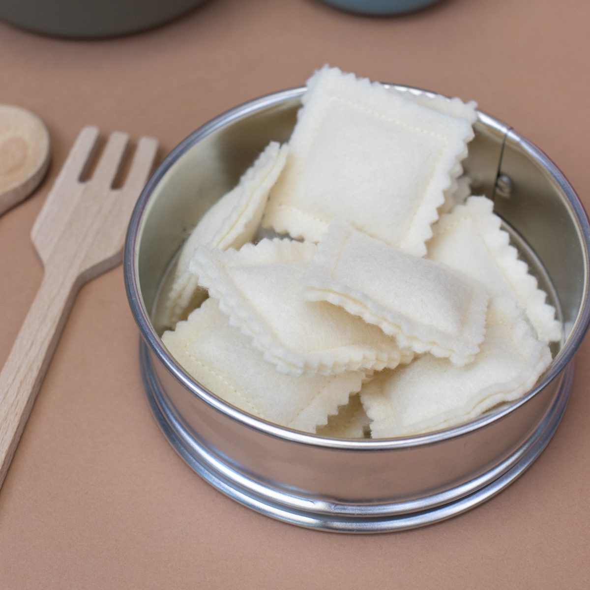 Tuto dinette en feutrine : pates et raviolis