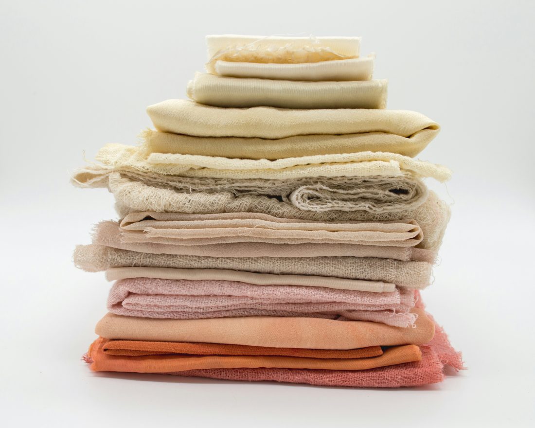 Pile de textiles différents