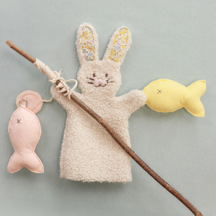 photo d'un lapin de pâques marionnette